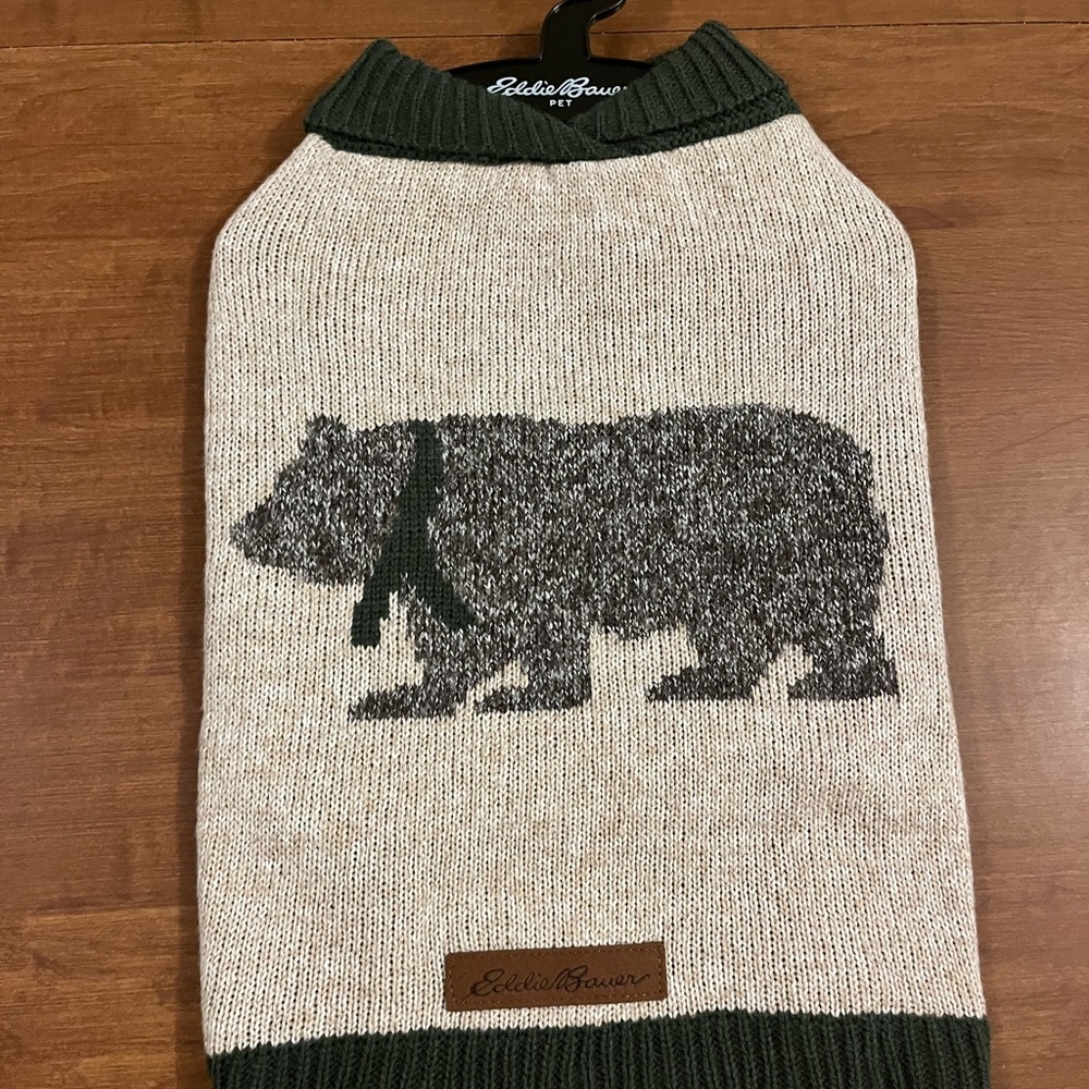 Nwt Eddie Bauer dog sweater size medium
